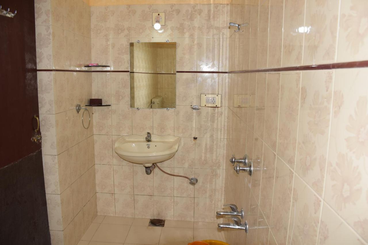 מאונט אבו Hotel Deep Valley מראה חיצוני תמונה