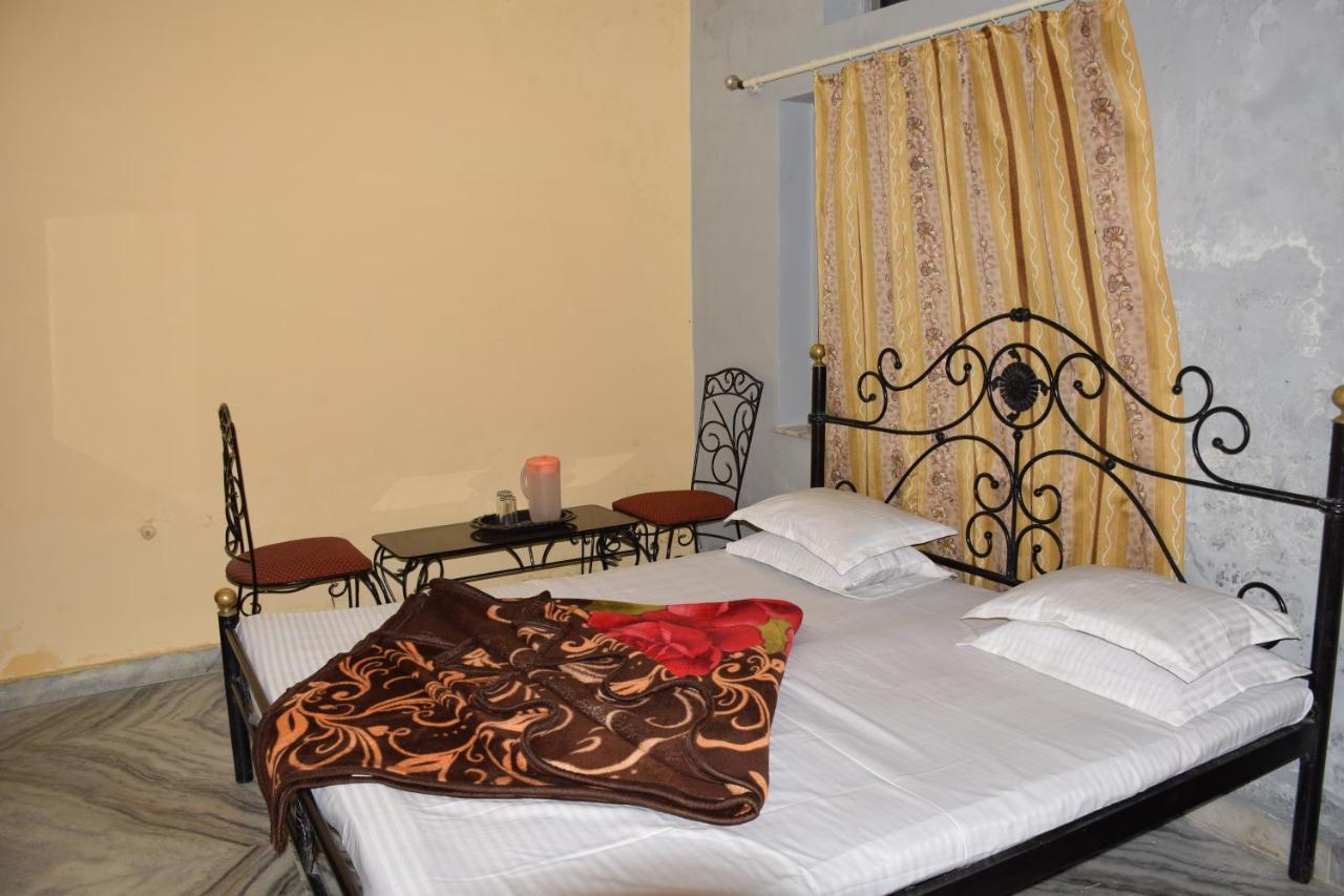 מאונט אבו Hotel Deep Valley מראה חיצוני תמונה